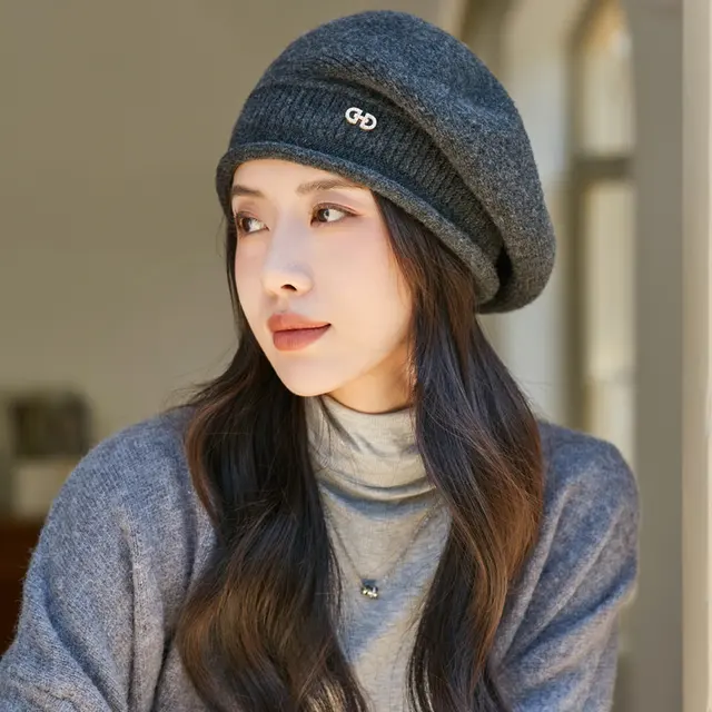 Women's Beanie, model HJ-HZ-MM558